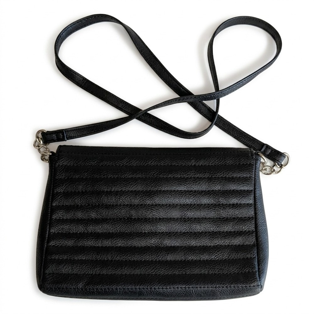 Nine West Small Black Shoulder Bag / Clutch, Faux Leather, Front Flap, 8.5" x 6" - Picture 4 of 9